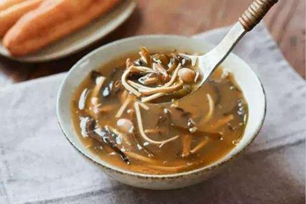 胡辣汤养胃还是伤胃 胡辣汤的功效作用 胡辣汤养胃还是伤胃 胡辣汤的功效作用