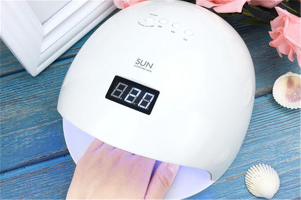 美甲灯要不要带底座 美甲灯要怎么选 美甲灯要不要带底座 美甲灯要怎么选