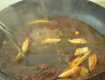 麻辣香锅鸡翅 在家简单做麻辣香锅鸡翅十分解馋4