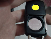 高尔夫车钥匙怎么换电池 8步教你轻松换高尔夫车钥匙电池8