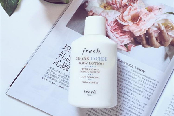 身体乳是不是涂全身 身体乳什么时候用比较好 身体乳是不是涂全身 身体乳什么时候用比较好