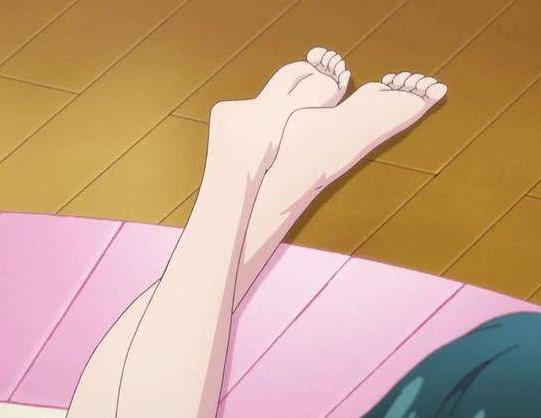 脚后跟的皮很硬用什么泡?脚后跟硬皮怎么去除