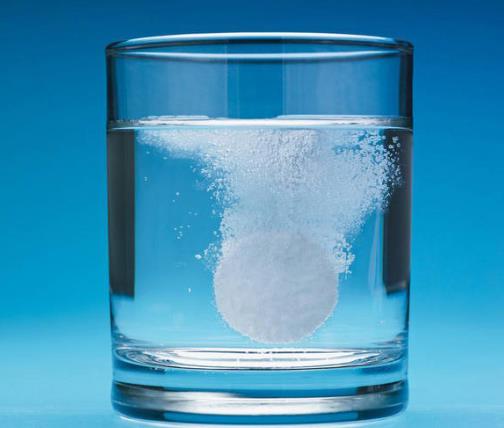 不锈钢保温杯可以泡维生素C泡腾片吗?维生素c泡腾片可以一直吃吗