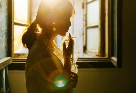 门反锁还能被小偷撬开吗?开灯睡觉小偷敢进来吗