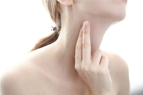 颈纹去除术一般多少钱 颈纹特别深怎么去除 颈纹去除术一般多少钱 颈纹特别深怎么去除