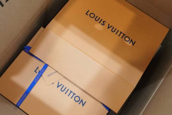 lv是哪个国家的牌子 lv是奢侈品牌吗 lv是哪个国家的牌子 lv是奢侈品牌吗