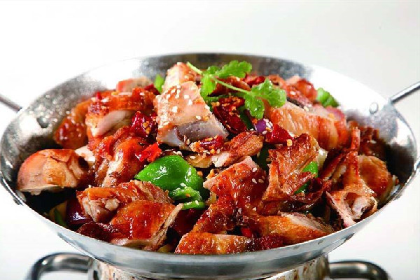 腊鸡是晒干还是风干 腊鸡要晒几天 腊鸡是晒干还是风干 腊鸡要晒几天