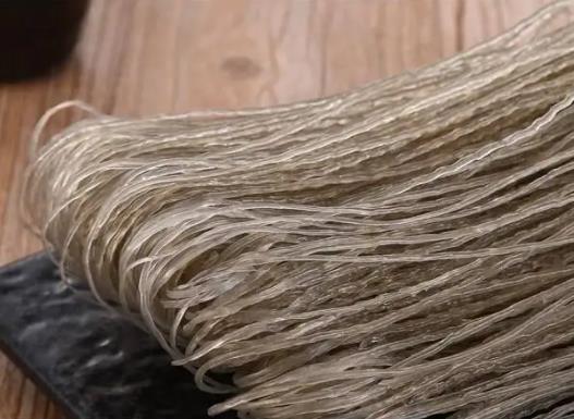 红薯粉有点味怎么处理?红薯粉晚上吃好消化吗