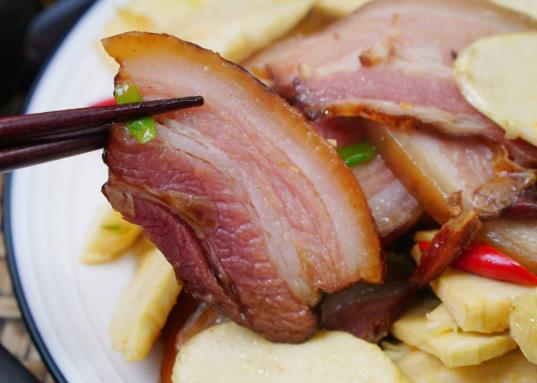 腊肉如何储藏才不会发霉?食用腊肉的注意事项
