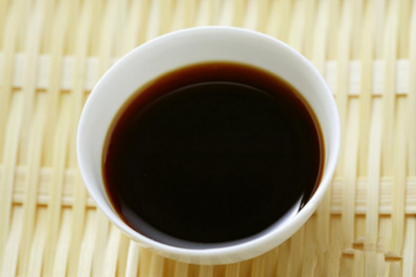 酱油孕妇可以吃吗 酱油孕妇吃了宝宝会黑吗 酱油孕妇可以吃吗 酱油孕妇吃了宝宝会黑吗