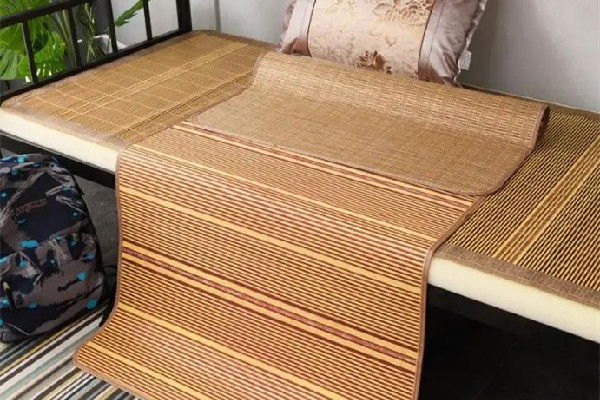 凉席和冰丝席哪个比较凉快 凉席和冰丝席区别 凉席和冰丝席哪个比较凉快 凉席和冰丝席区别