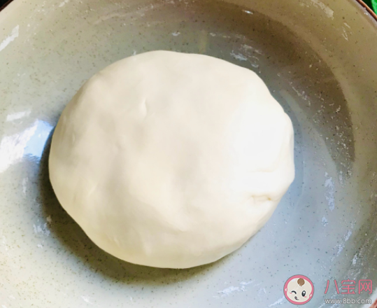 酵母和小苏打哪个发面更好 快速发面小技巧 酵母和小苏打哪个发面更好 快速发面小技巧