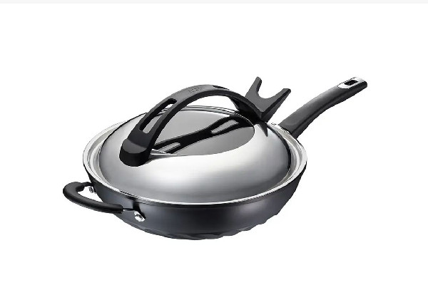 不粘锅掉涂层还能用吗 不粘锅涂层脱落有毒吗 不粘锅掉涂层还能用吗 不粘锅涂层脱落有毒吗