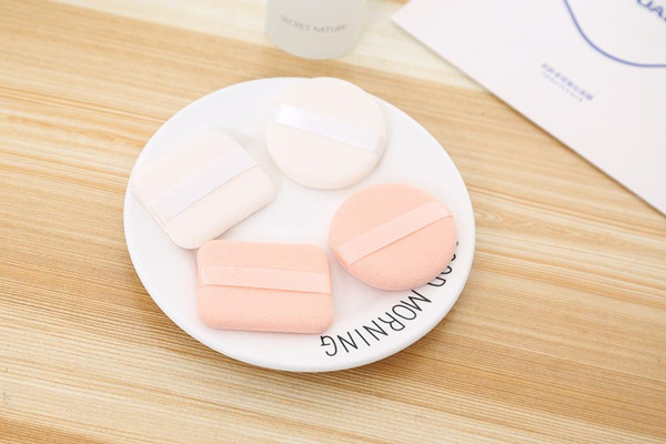 粉扑能用吹风机吹干么 粉扑能用卸妆水洗吗