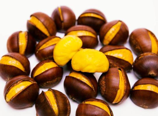 板栗皮难剥是因为没熟么?生板栗冷冻可以保存多久?