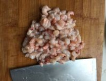 水晶包怎么做 教你做简单好吃的韭菜鸡蛋水晶包3