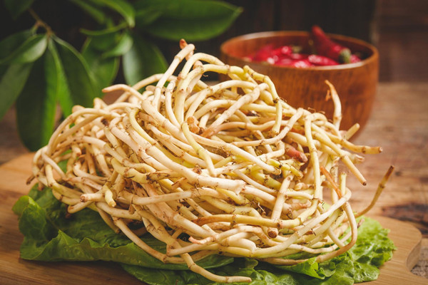 鱼腥草可以泡水喝吗 鱼腥草可以长期泡水喝吗 鱼腥草可以泡水喝吗 鱼腥草可以长期泡水喝吗