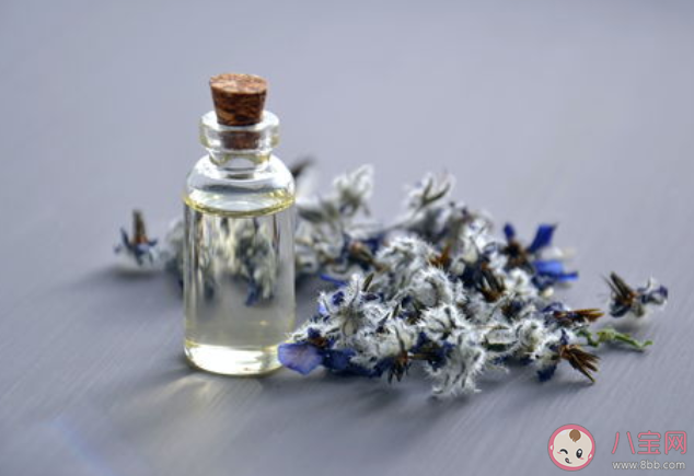 买香水要试香吗 试香的途径有哪些 买香水要试香吗 试香的途径有哪些