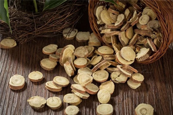 甘草和炙甘草的区别 甘草和炙甘草一样吗 甘草和炙甘草的区别 甘草和炙甘草一样吗