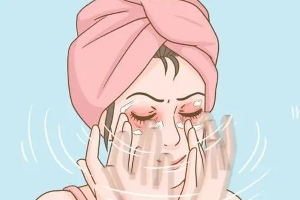 脂肪粒会疼吗 脂肪粒会变成痣吗 脂肪粒会疼吗 脂肪粒会变成痣吗