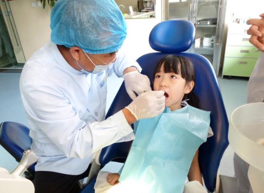 拔牙后一定要冷敷吗?拔牙后吃鸡蛋会发炎化脓吗