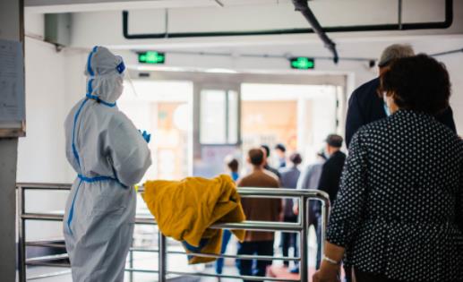 红码的密切接触者需要隔离吗 变红码的人会强制隔离吗