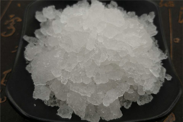 芒硝会灼伤皮肤吗 芒硝使用注意事项