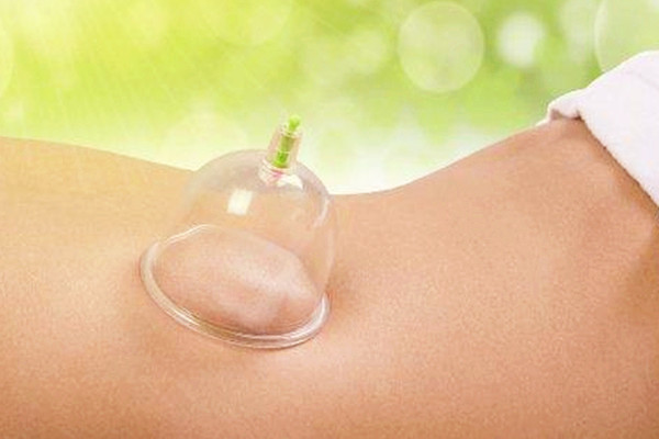 拔火罐后多长时间可以洗澡 拔火罐之前可以洗澡吗 拔火罐后多长时间可以洗澡 拔火罐之前可以洗澡吗