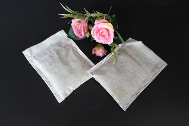 足浴包对月经的好处 月经期间做足疗的好处有哪些 足浴包对月经的好处 月经期间做足疗的好处有哪些