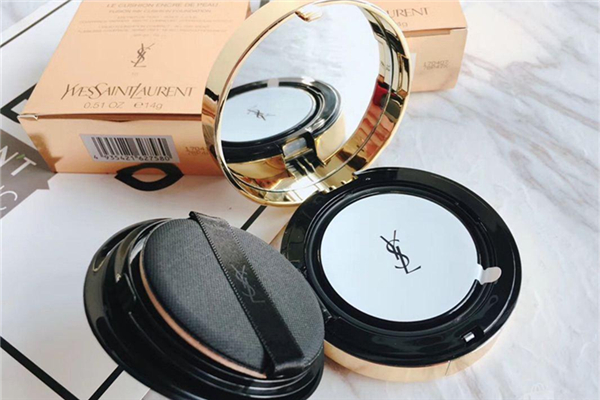 圣罗兰的气垫好用吗 圣罗兰气垫色号怎么选 圣罗兰的气垫好用吗 圣罗兰气垫色号怎么选