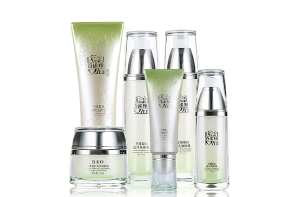 百雀羚护肤品适合什么年龄 百雀羚护肤品安全吗 百雀羚护肤品适合什么年龄 百雀羚护肤品安全吗