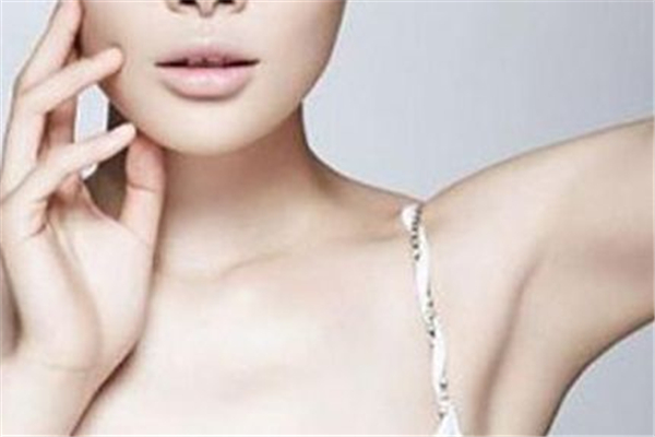 腋毛越刮越粗是真的吗 腋毛会导致狐臭吗 腋毛越刮越粗是真的吗 腋毛会导致狐臭吗