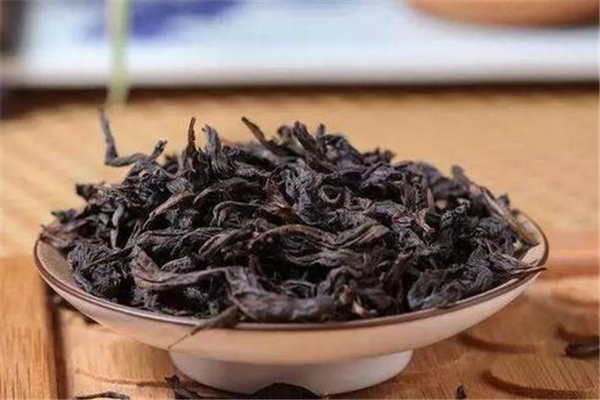 大红袍一次放多少茶叶 大红袍可以泡几泡 大红袍一次放多少茶叶 大红袍可以泡几泡