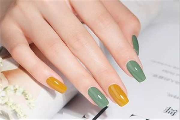 甲油胶可以维持多久 甲油胶怎样才能维持时间长 甲油胶可以维持多久 甲油胶怎样才能维持时间长