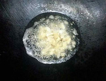 辣炒猪肉做法图解 8步教你做辣炒猪肉3