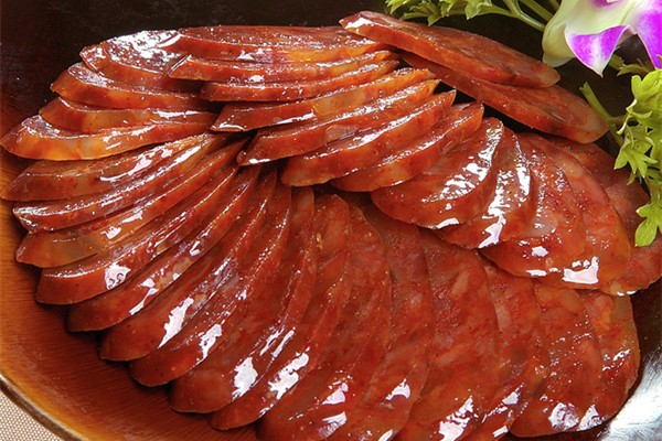 腊肠是哪里的特产 腊肠有酒精吗 腊肠是哪里的特产 腊肠有酒精吗