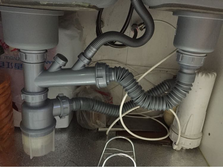 双槽水槽下水安装 实用双槽水槽下水安装及后期检验步骤