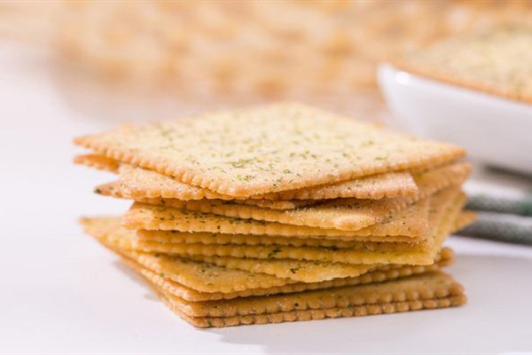 良品铺子薄脆饼干哪个味道好吃 良品铺子薄脆饼干热量 良品铺子薄脆饼干哪个味道好吃 良品铺子薄脆饼干热量