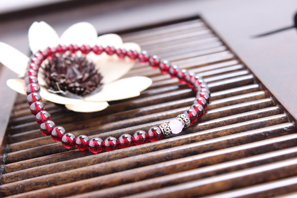 石榴石_副本.jpg 石榴石_副本.jpg