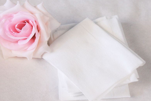 洗脸巾洗脸有什么好处 洗脸巾怎么区分好坏 洗脸巾洗脸有什么好处 洗脸巾怎么区分好坏