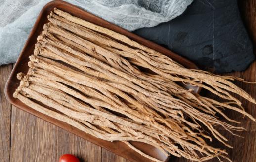 党参泡酒用干的还是鲜的 党参泡酒用多少度酒好