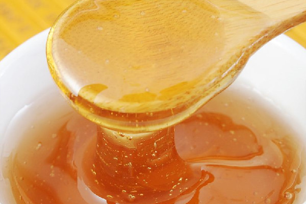 蜂蜜可以止咳化痰吗 蜂蜜止咳怎么服用 蜂蜜可以止咳化痰吗 蜂蜜止咳怎么服用