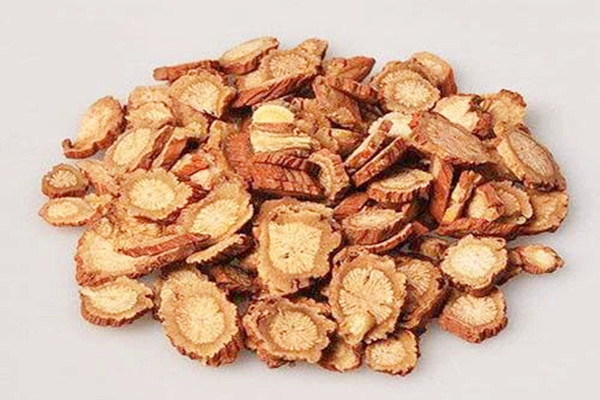 丹参能和黄芪一起泡水喝吗 丹参能和西洋参一起泡水喝吗 丹参能和黄芪一起泡水喝吗 丹参能和西洋参一起泡水喝吗