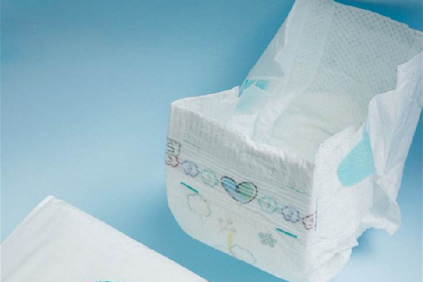 帮宝适纸尿裤会不会侧漏 帮宝适纸尿裤多久换一次 帮宝适纸尿裤会不会侧漏 帮宝适纸尿裤多久换一次