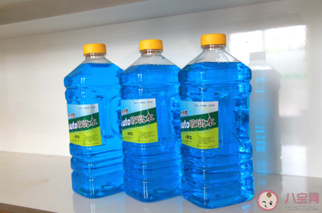 普通玻璃水和防冻玻璃水能混用吗 自来水和玻璃水有什么区别