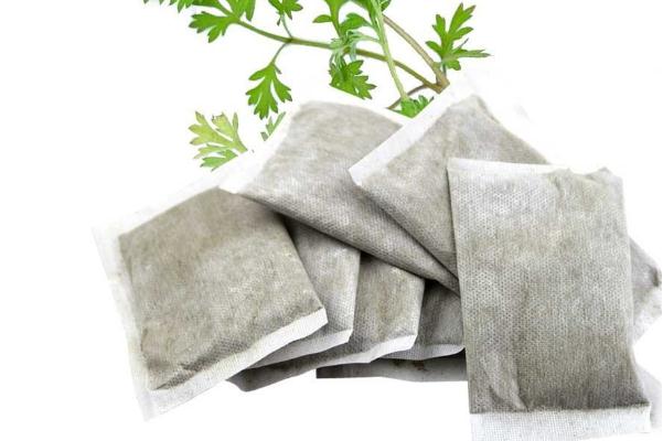 足浴包对月经的好处 月经期间做足疗的好处有哪些 足浴包对月经的好处 月经期间做足疗的好处有哪些