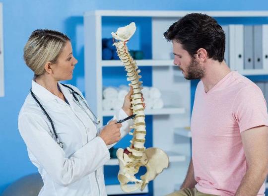 脊椎炎一般能活多少年?强直性脊柱炎打的针叫什么