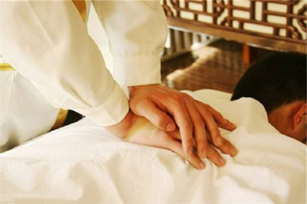 按摩是痛好还是不痛好 按摩后肌肉酸疼正常吗 按摩是痛好还是不痛好 按摩后肌肉酸疼正常吗