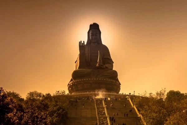 西樵山南海观音求什么灵验 拜南海观音最忌讳什么 西樵山南海观音求什么灵验 拜南海观音最忌讳什么