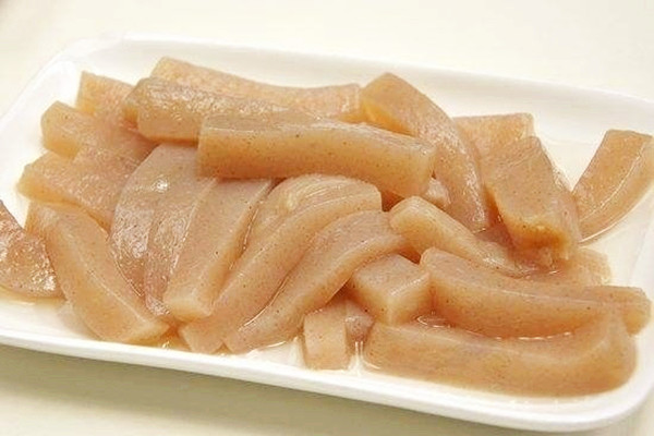 魔芋是什么做的 魔芋是芋头吗